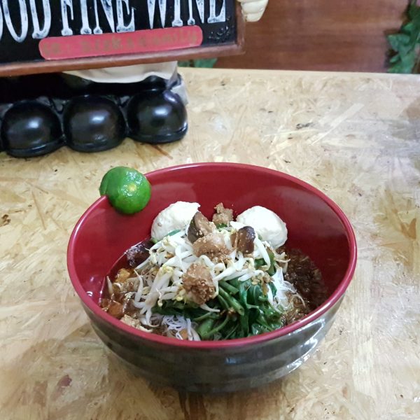 Bihun Kangkung Bakso Ayam Bihun Kangkung Bakso Ayam