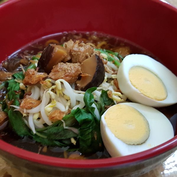 Mie Kangkung Telur Omega
