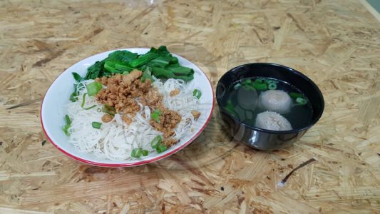 Bihun Ayam Bakso Sapi