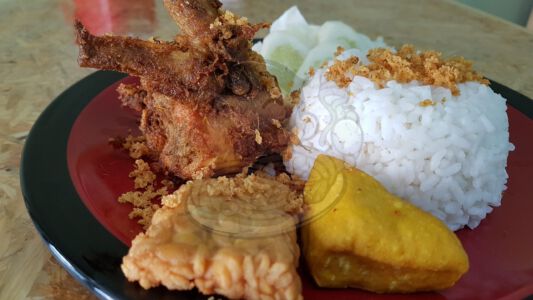 Nasi Cobek Ayam Krispi Original Nasi Cobek Ayam Krispi Original
