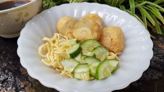 Pempek Adaan