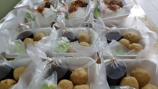 Pempek Adaan